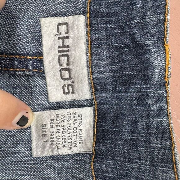 Chicos size 1 denim pencil skirt - Picture 5 of 5